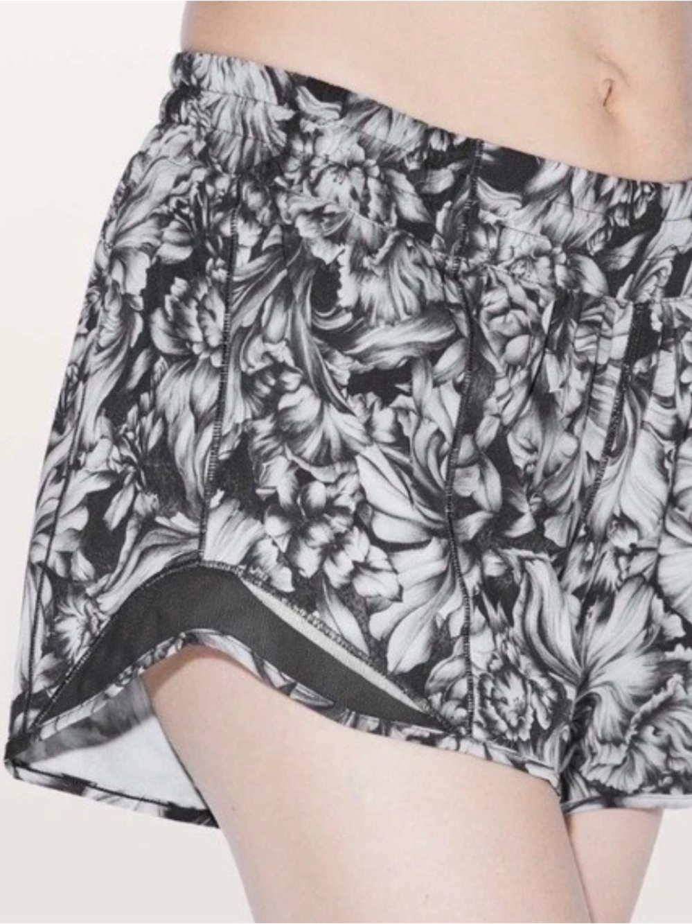 lululemon athletica Black & Gray Floral Athletic Skirt with Built-In Shorts